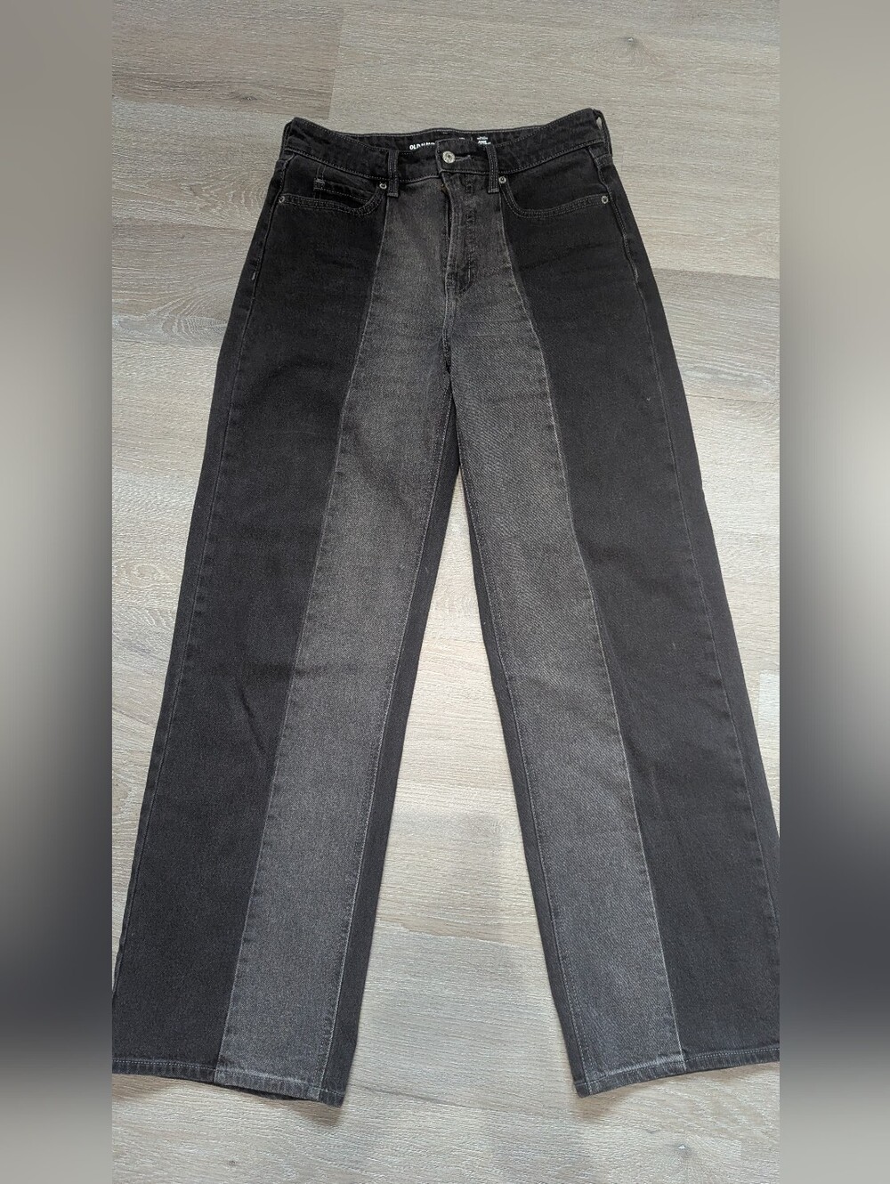 Old Navy Two-Tone Black and Gray Straight Leg Jeans
